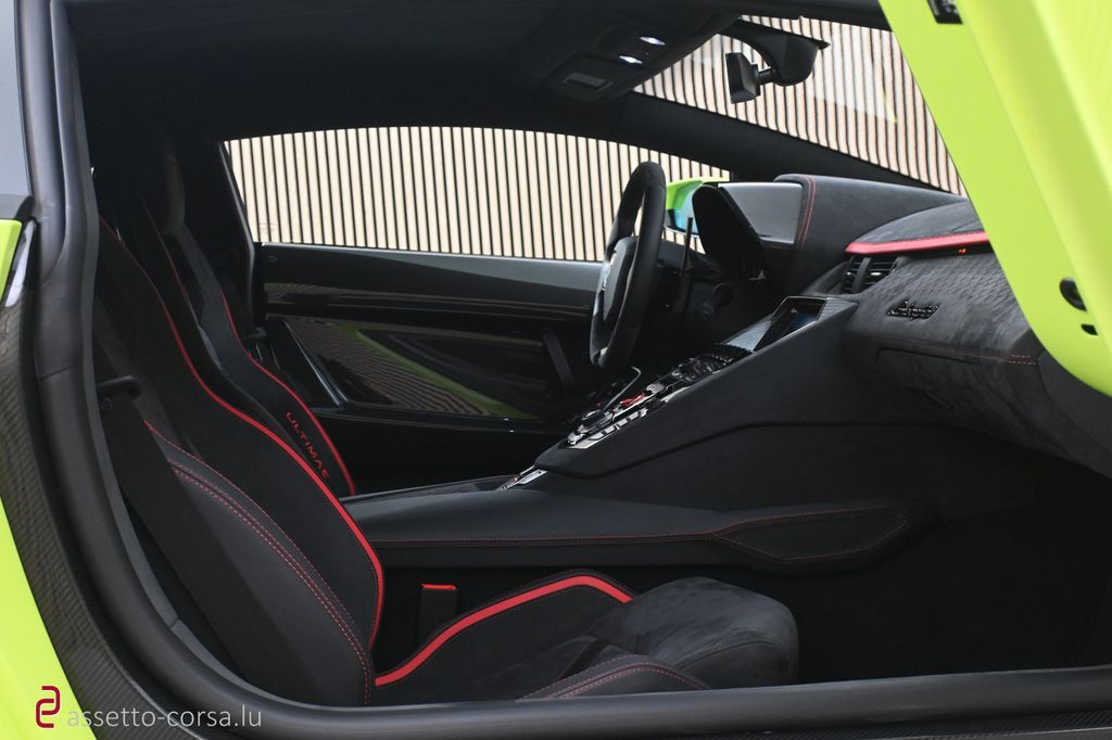 Lamborghini Aventador 2022