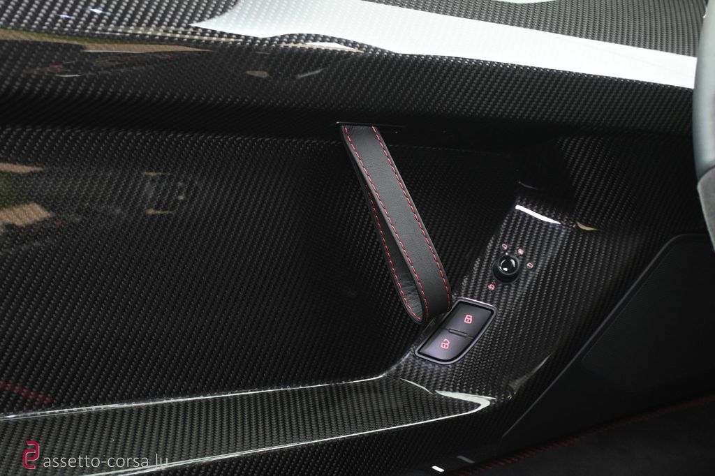 Lamborghini Aventador 2022