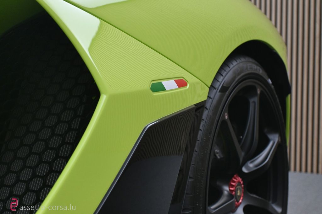 Lamborghini Aventador 2022