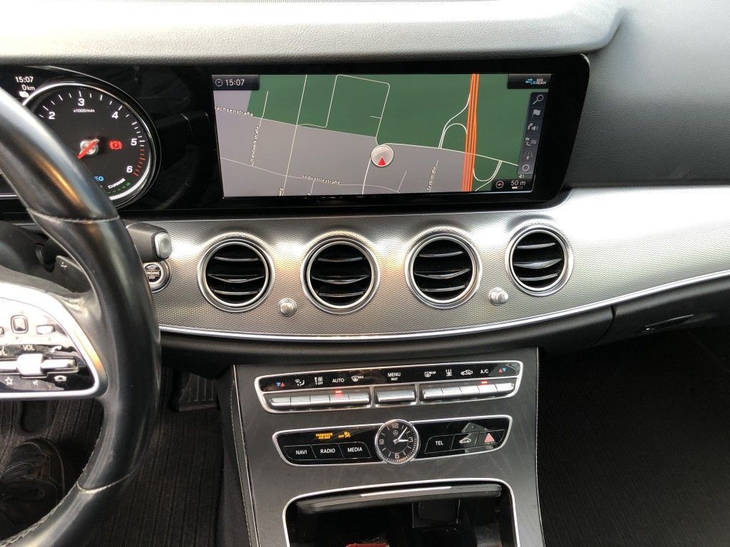 Mercedes-Benz E 300 2019