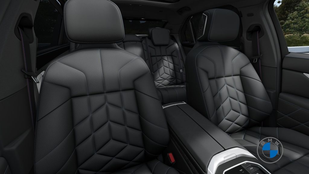 BMW i7 2024