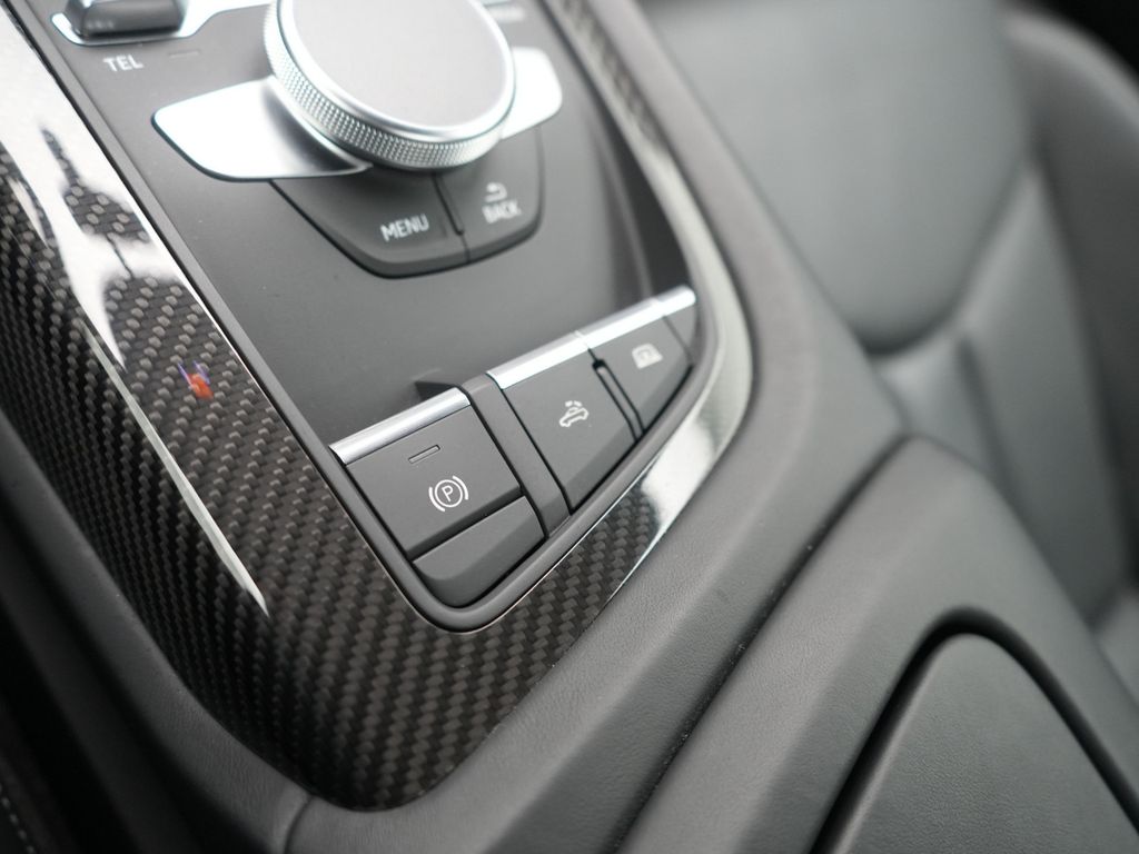 Audi R8 2024