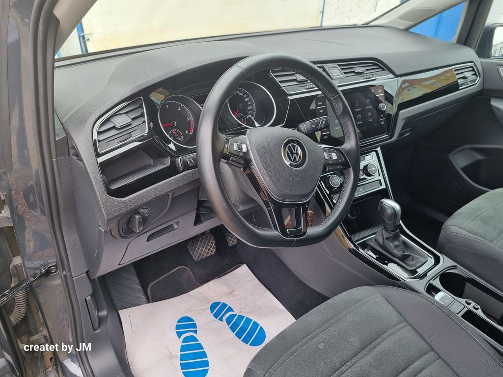 Volkswagen Touran 2021