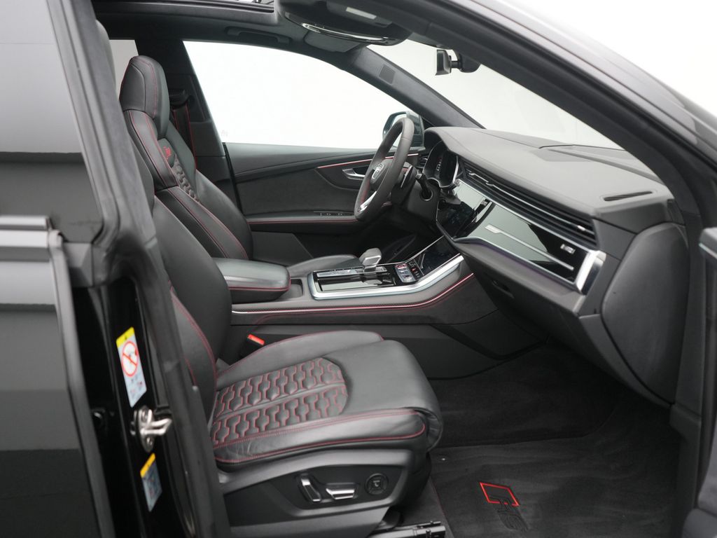 Audi RSQ8 2023