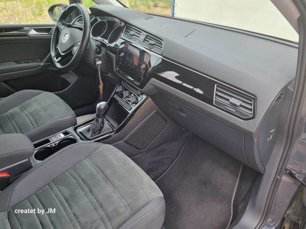 Volkswagen Touran 2021