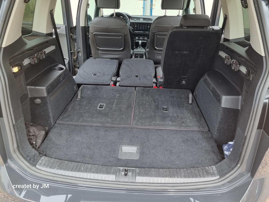 Volkswagen Touran 2021