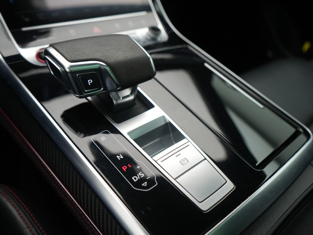 Audi RSQ8 2023