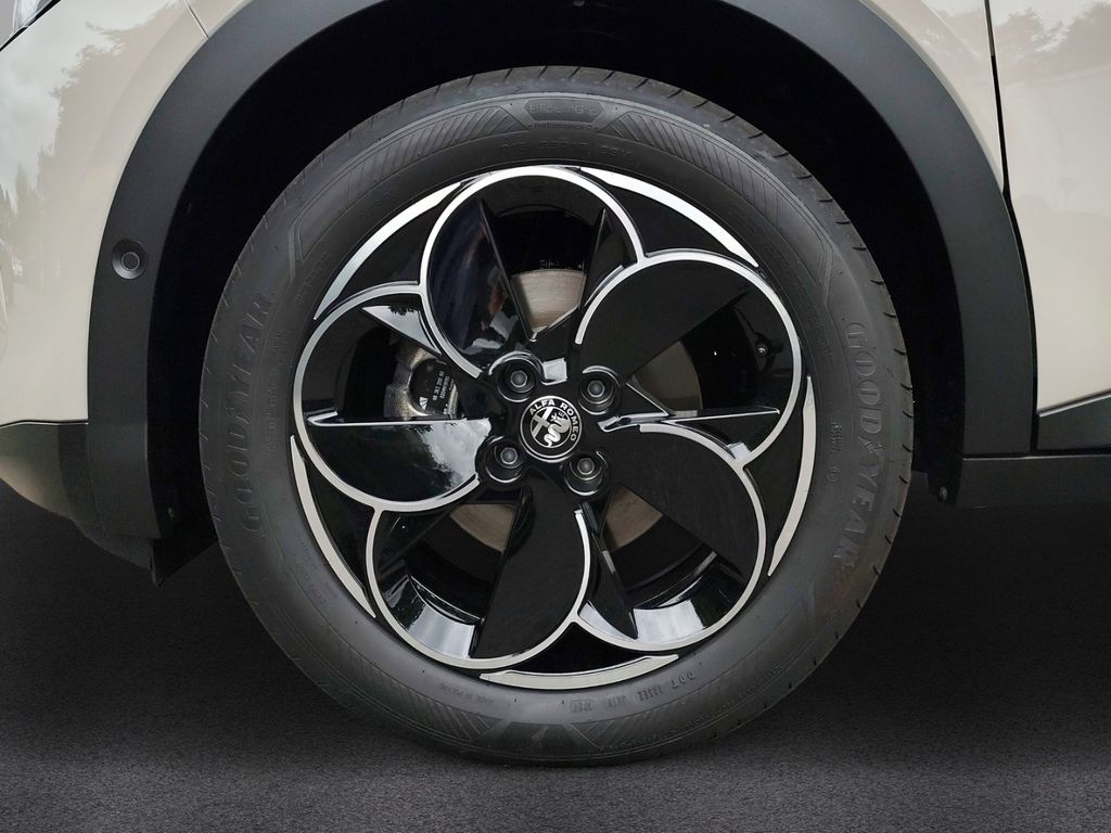 Alfa Romeo Junior 2024