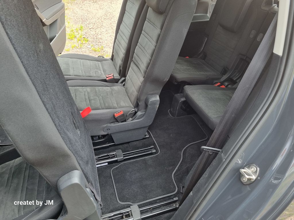 Volkswagen Touran 2021