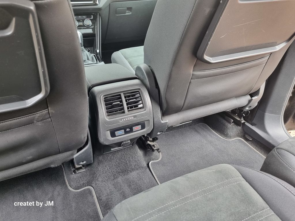 Volkswagen Touran 2021