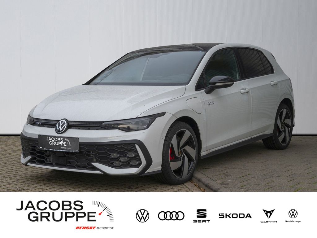 Volkswagen Golf 2025