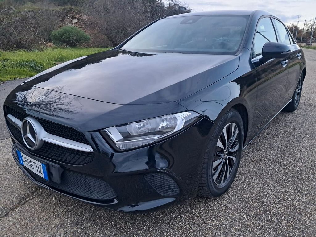 Mercedes-Benz A 180 2021