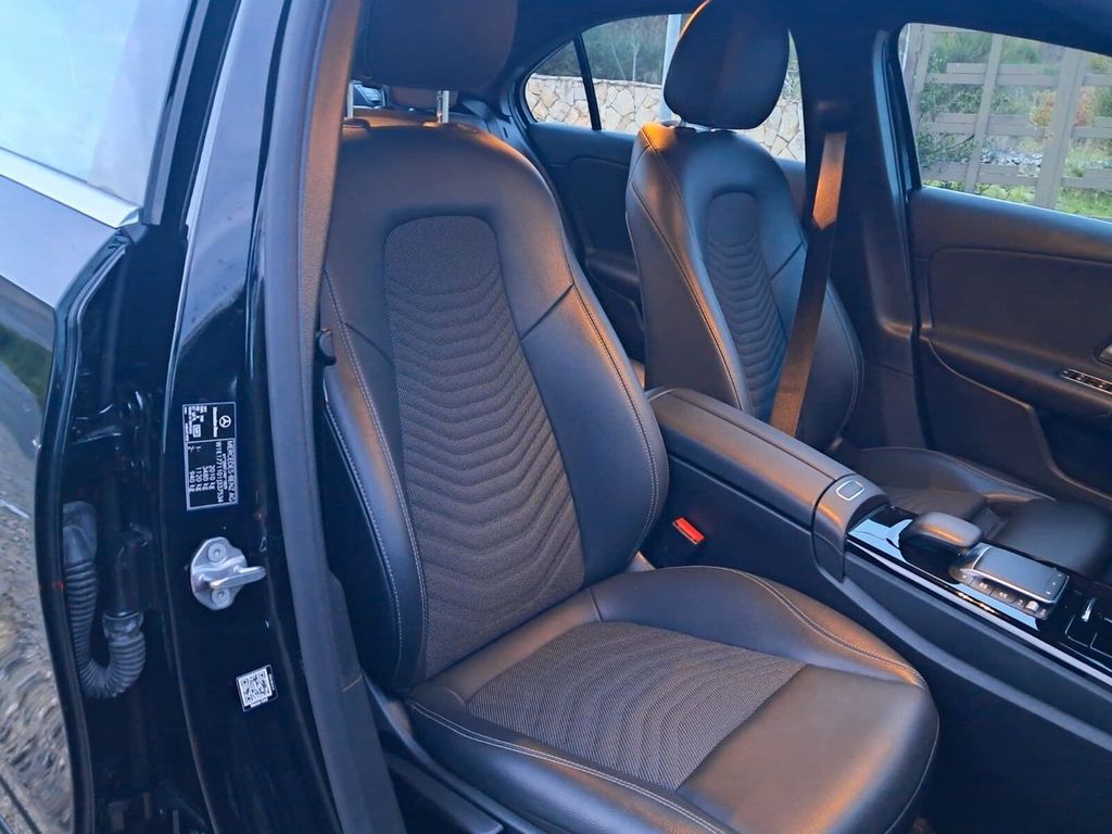 Mercedes-Benz A 180 2021