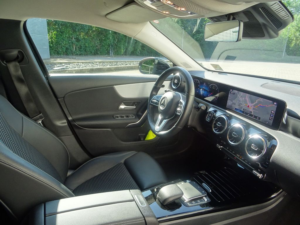 Mercedes-Benz A 200 2021