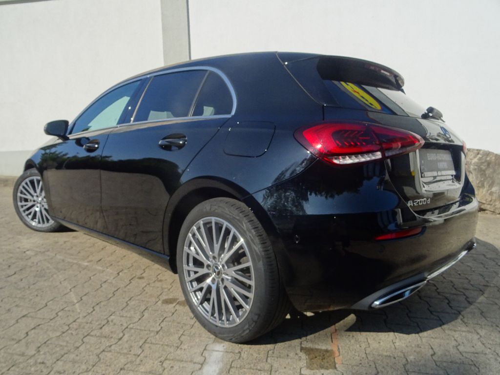 Mercedes-Benz A 200 2021