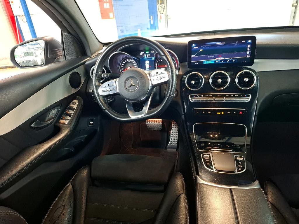 Mercedes-Benz GLC 300 2020