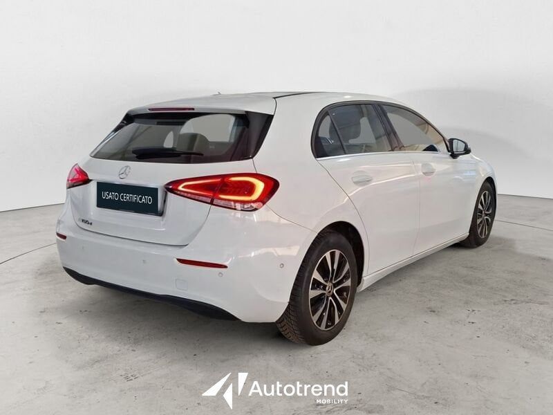 Mercedes-Benz A 180 2021