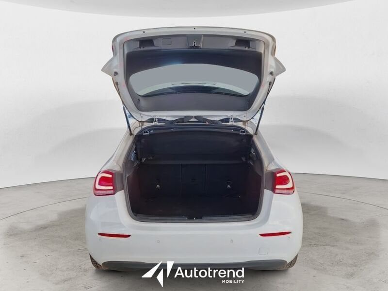 Mercedes-Benz A 180 2021