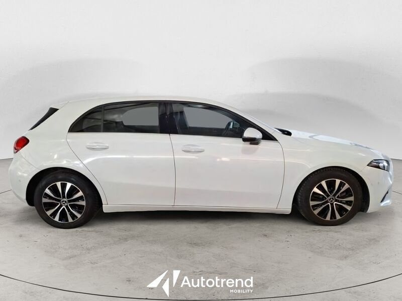 Mercedes-Benz A 180 2021