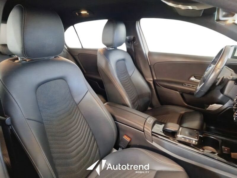 Mercedes-Benz A 180 2021