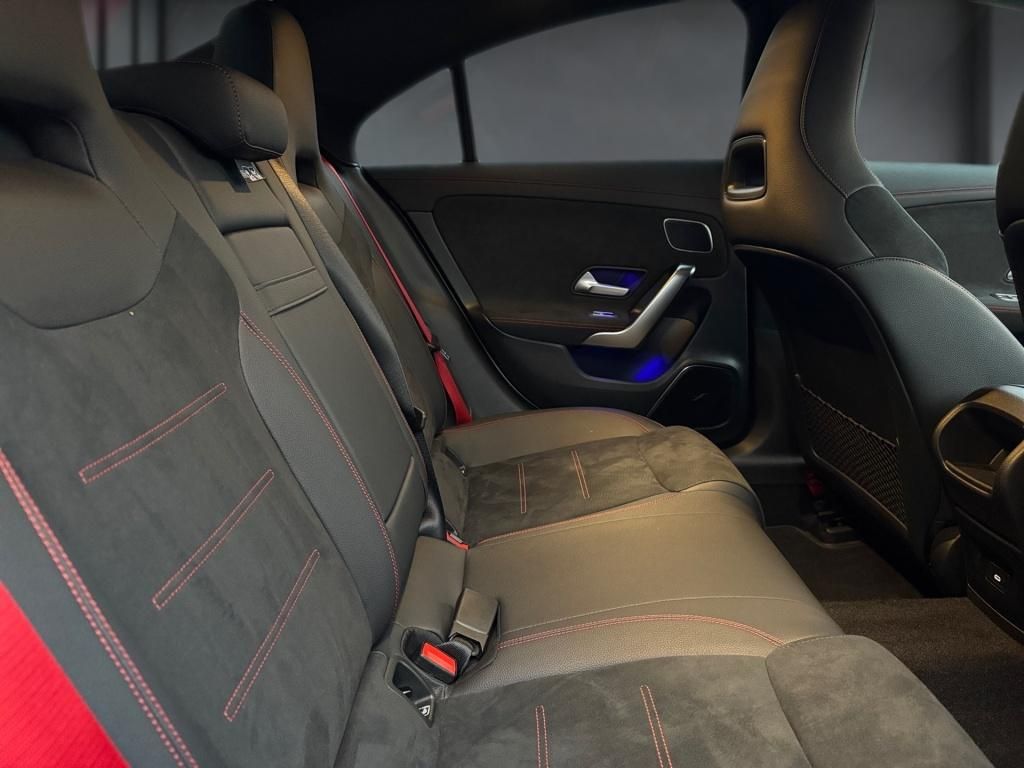 Mercedes-Benz CLA 35 AMG 2025