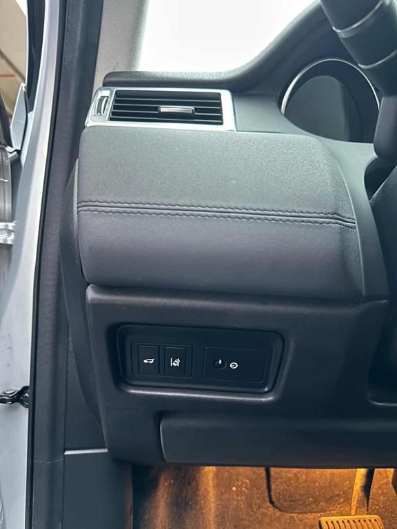 Land Rover Discovery Sport 2017