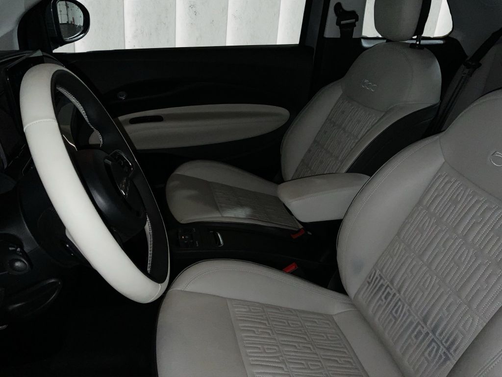 Fiat 500e 2023