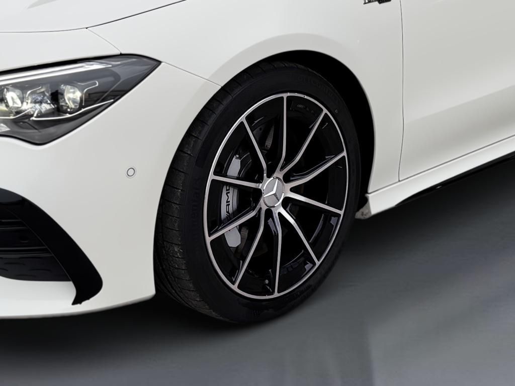 Mercedes-Benz CLA 35 AMG 2025