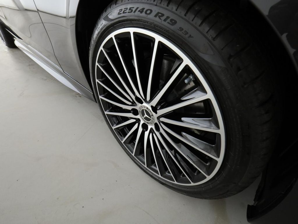 Mercedes-Benz C 220 2025