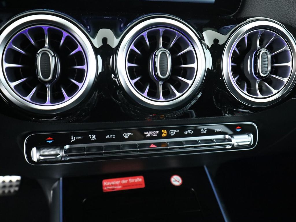 Mercedes-Benz B 220 2025