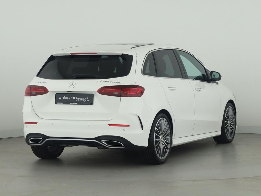 Mercedes-Benz B 220 2025