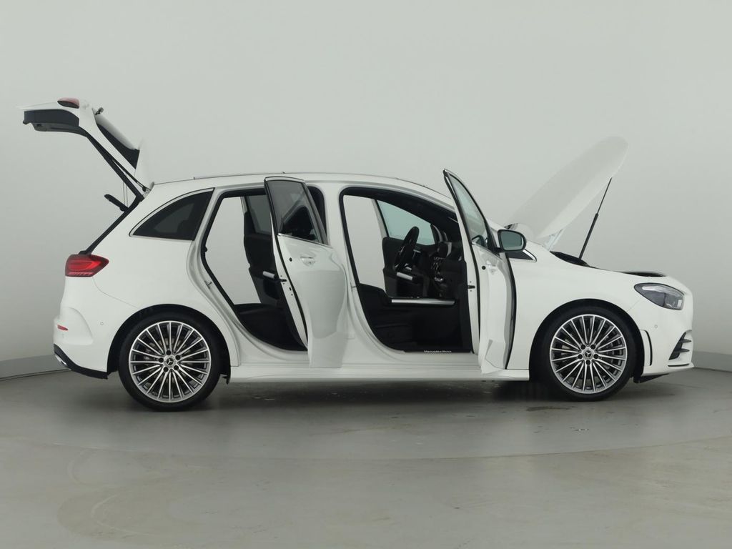 Mercedes-Benz B 220 2025