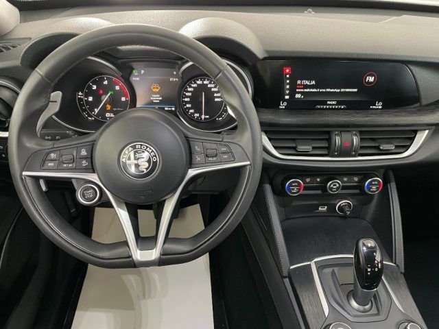 Alfa Romeo Stelvio 2019