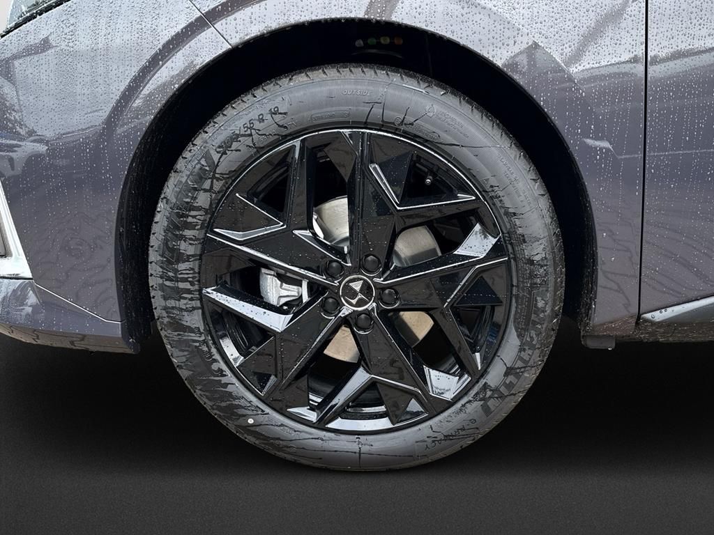 DS Automobiles DS4 2025