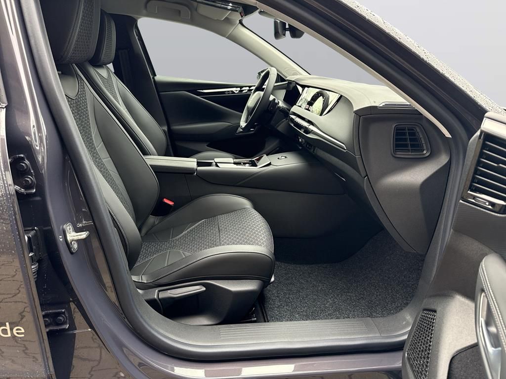 DS Automobiles DS4 2025