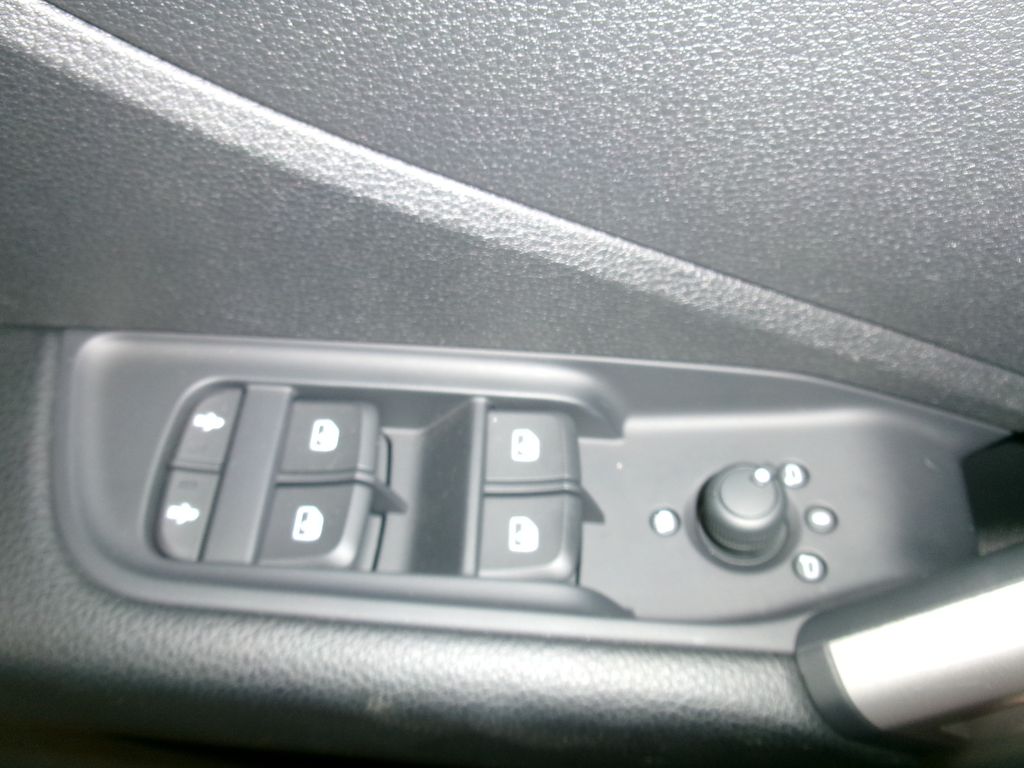 Audi Q2 2024