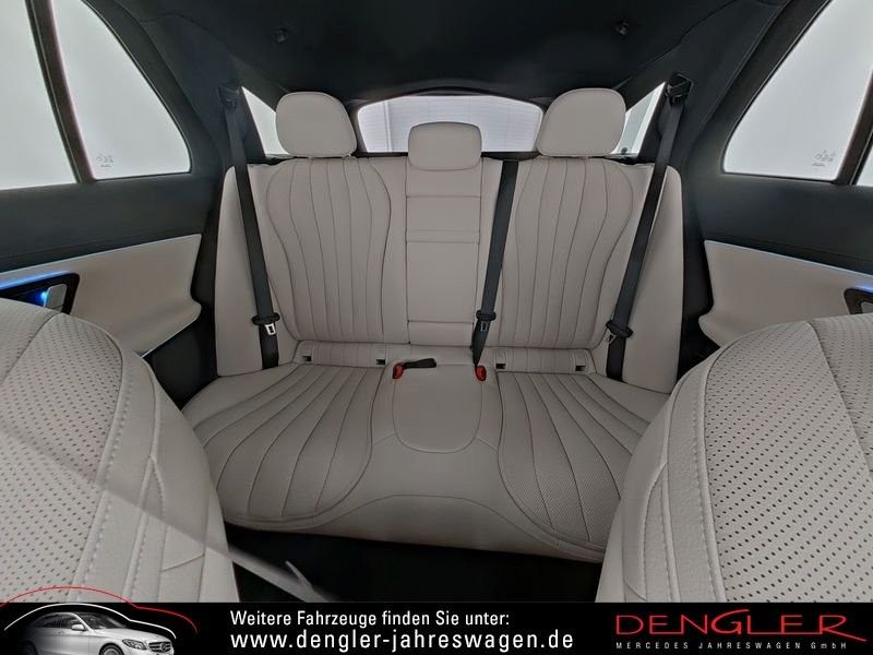 Mercedes-Benz E 300 2025