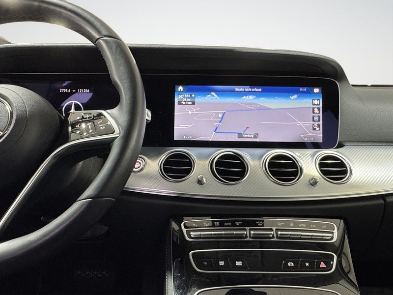 Mercedes-Benz E 300 2021