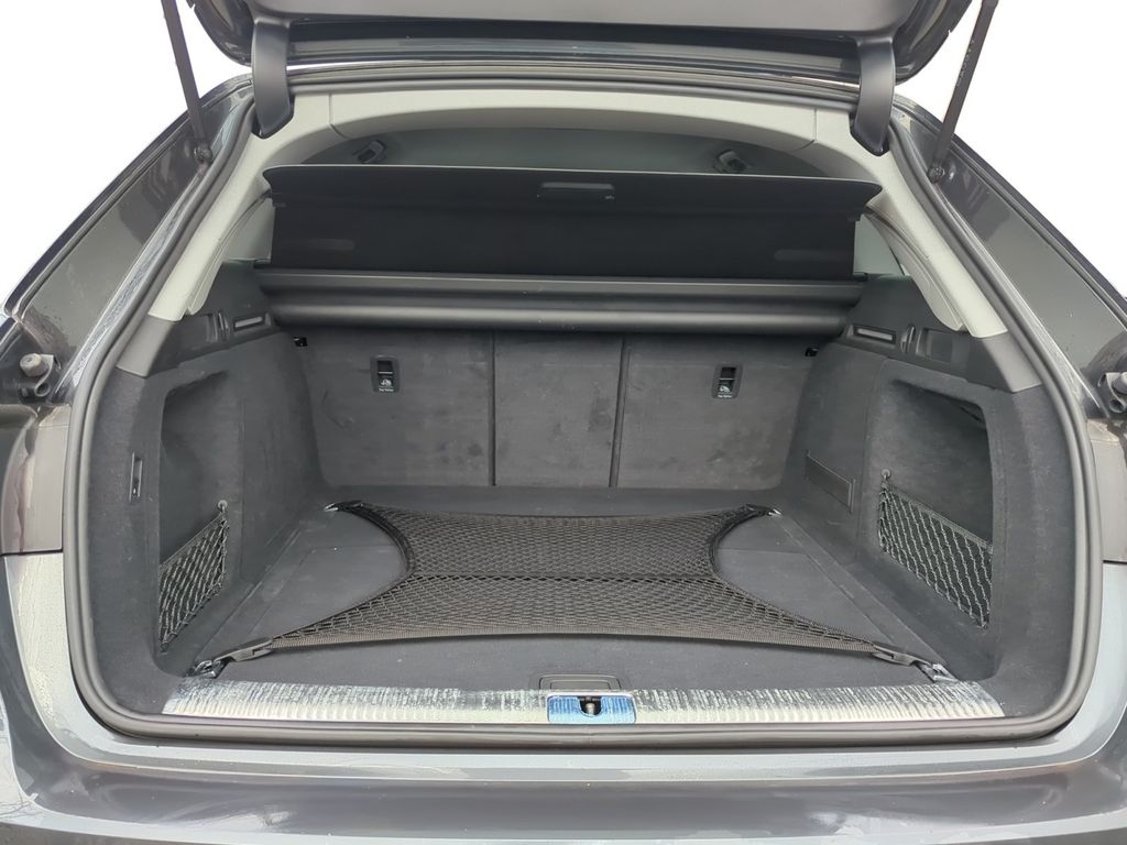 Audi A4 2024