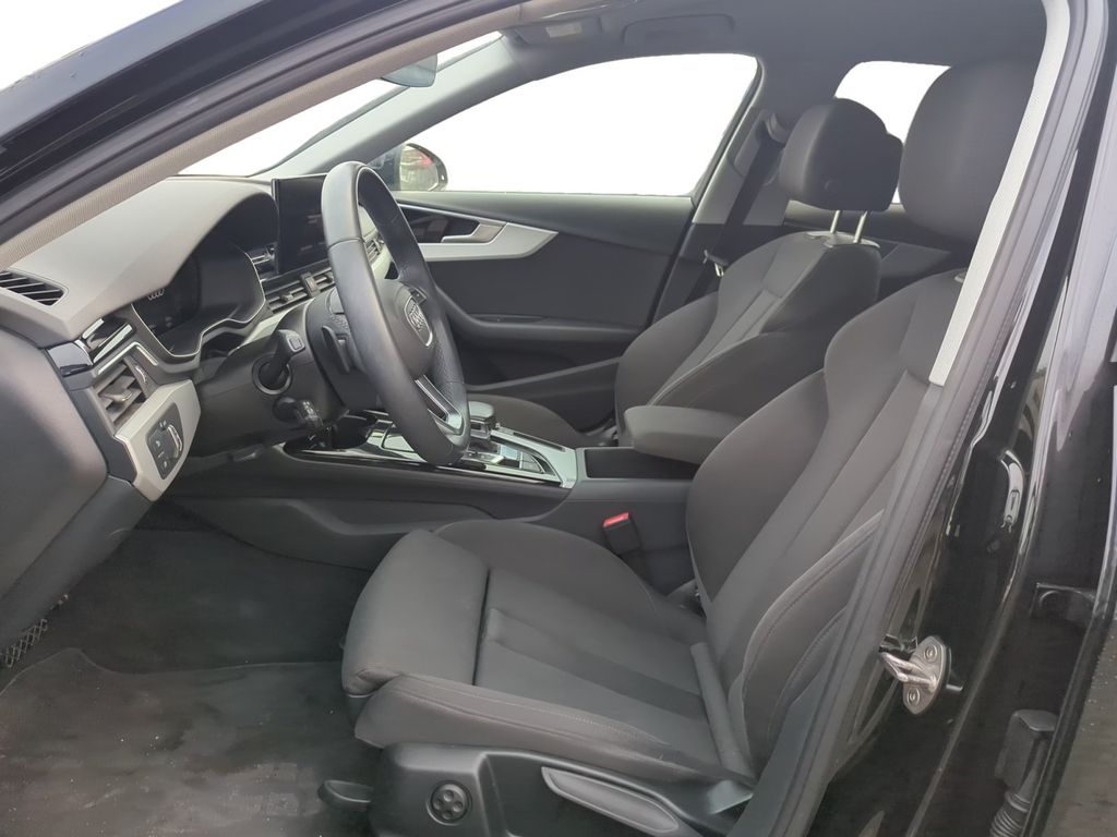 Audi A4 2024