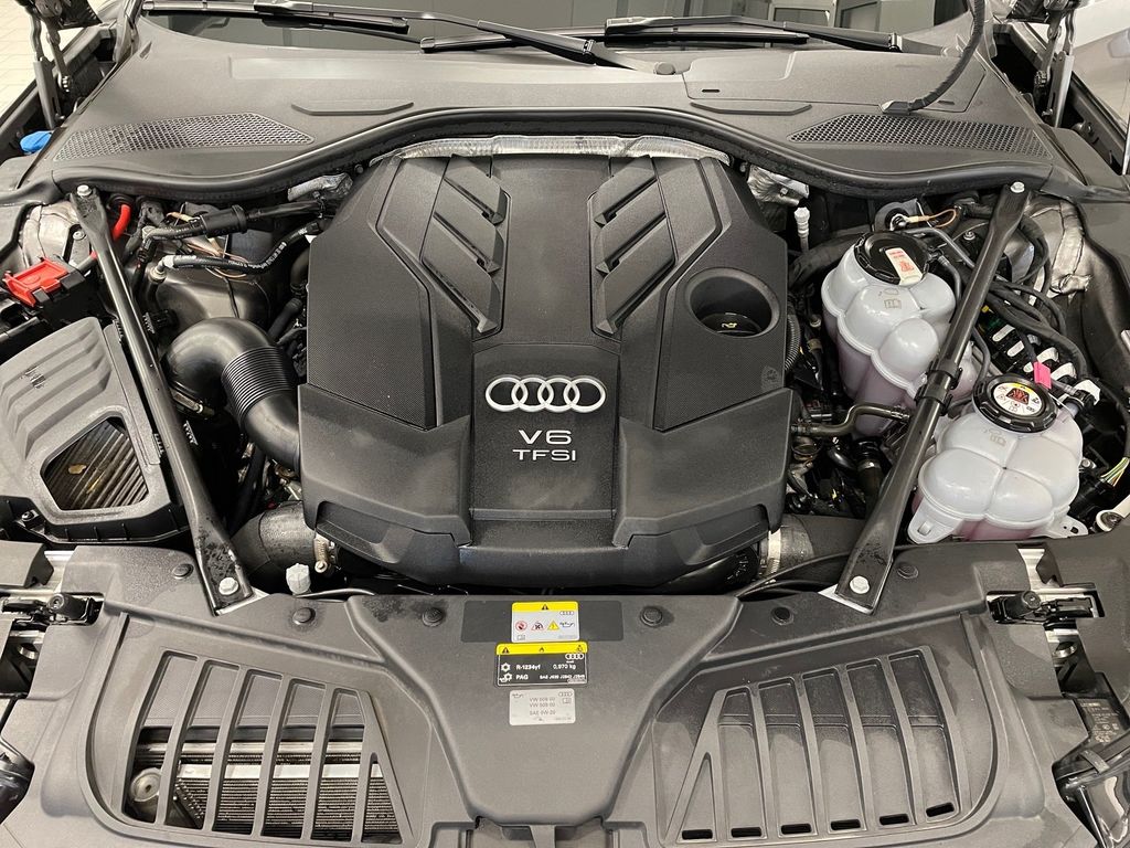 Audi A8 2022