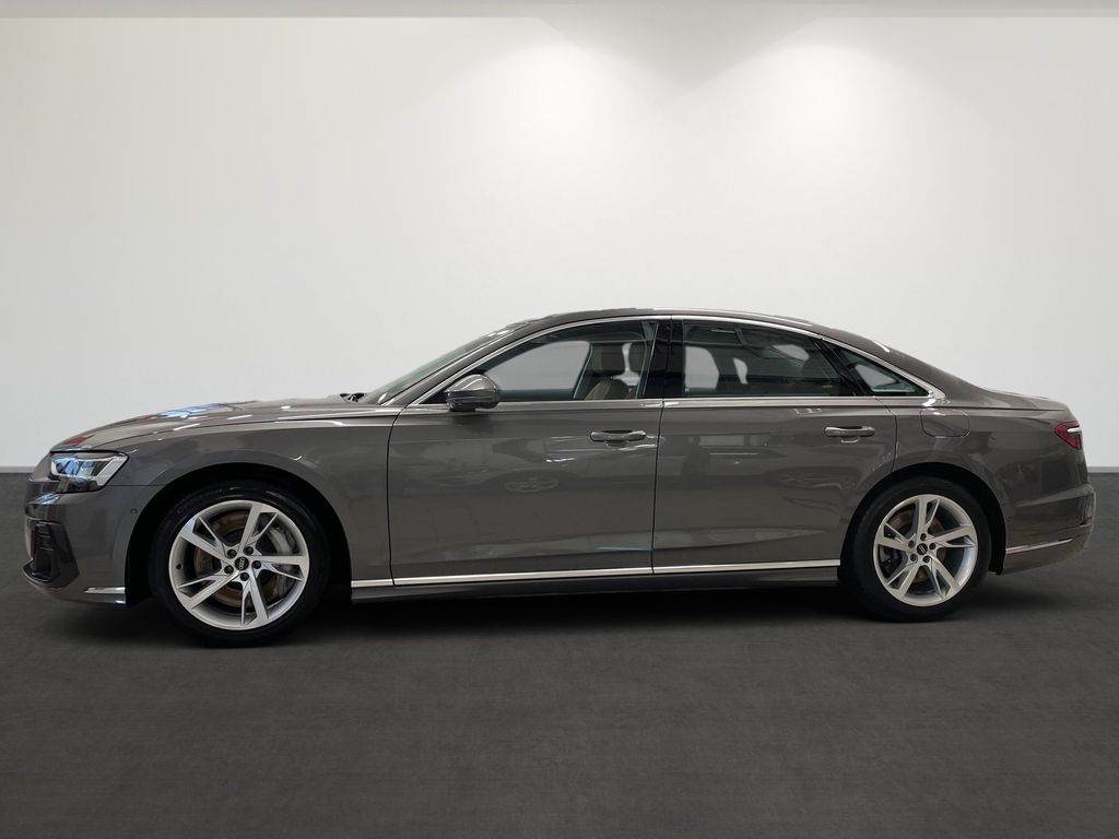 Audi A8 2022