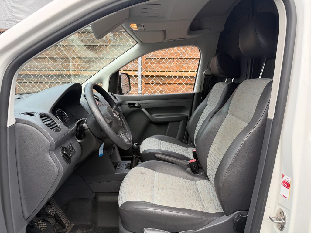 Volkswagen Caddy 2012