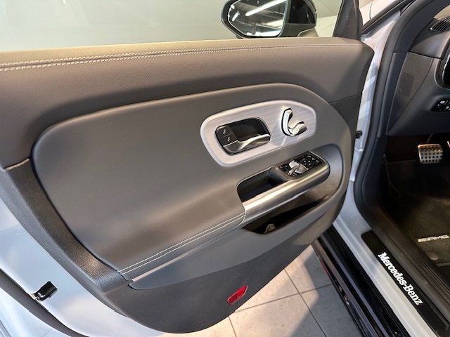 Mercedes-Benz CLA 350 2025