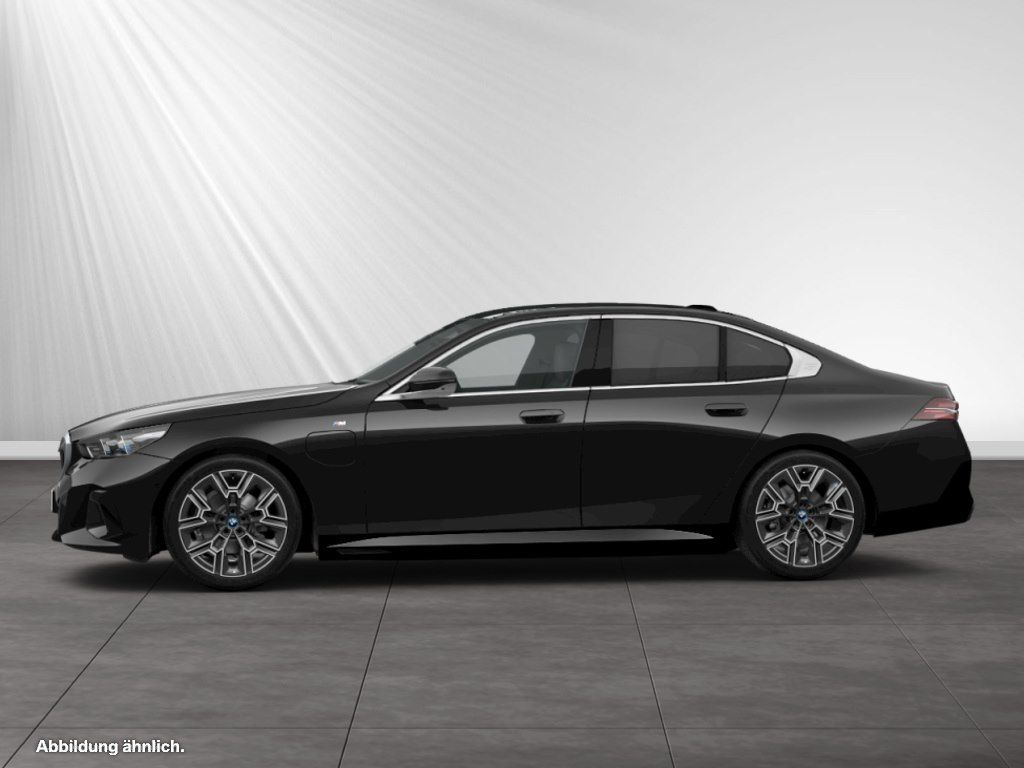 BMW 530 2025