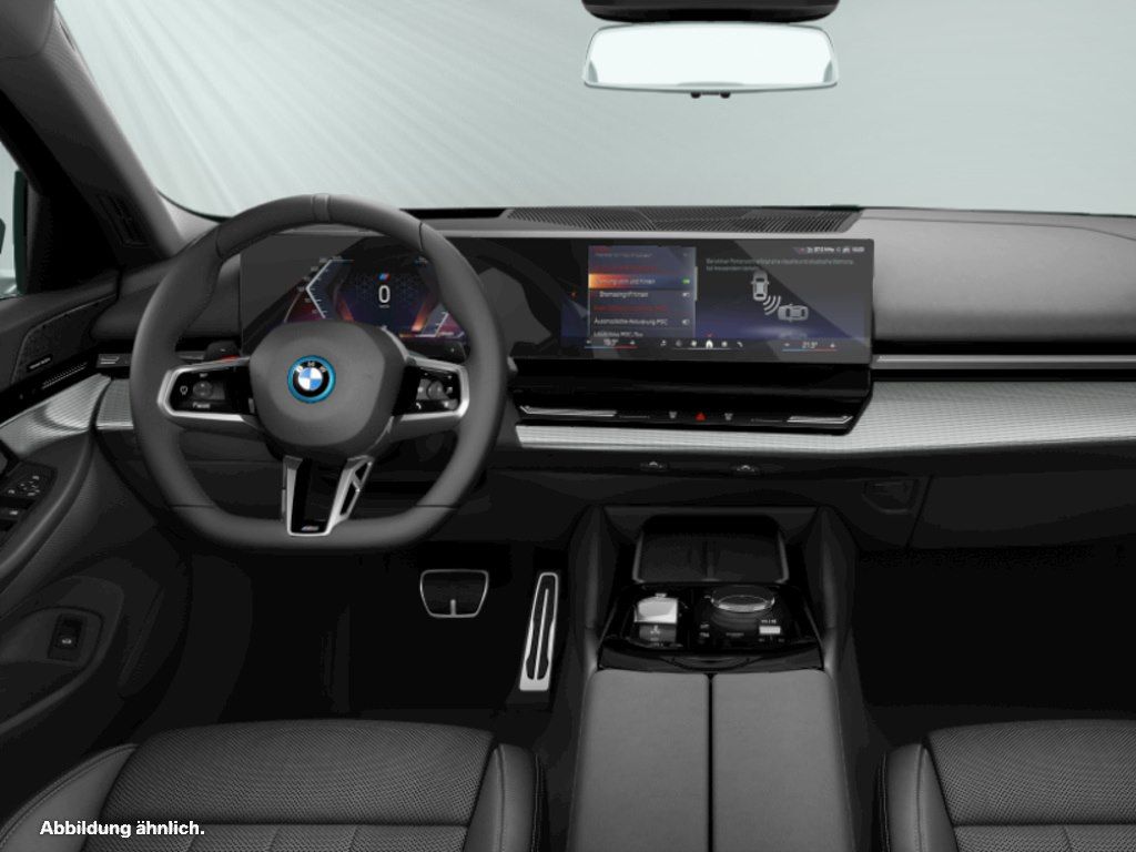 BMW 530 2025