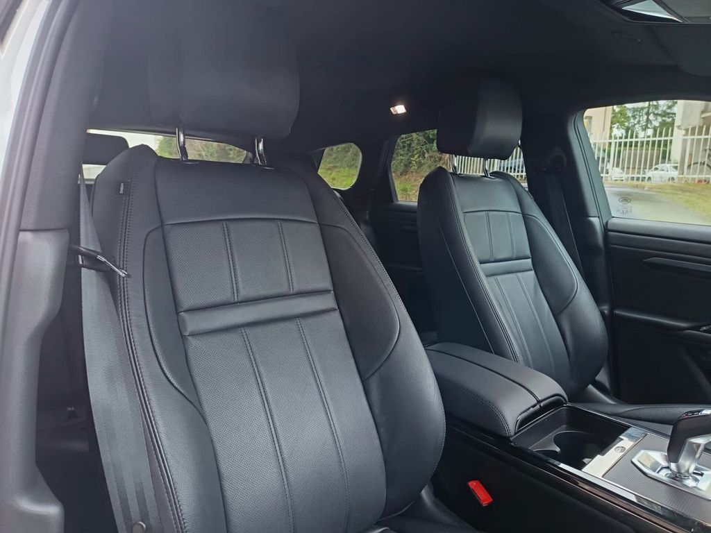 Land Rover Range Rover Evoque 2023