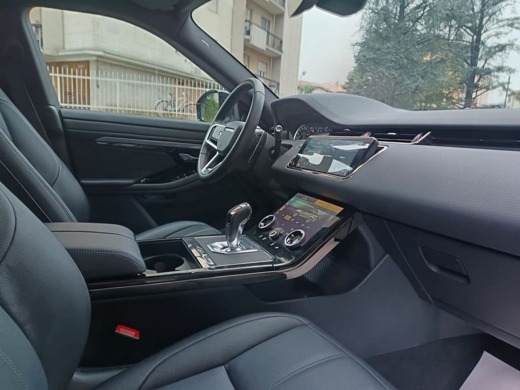 Land Rover Range Rover Evoque 2023