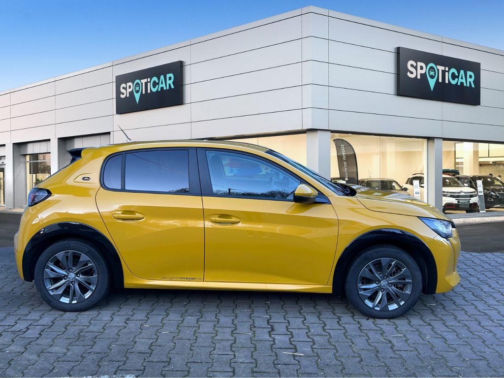 Peugeot 208 2021