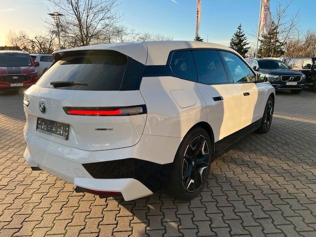 BMW iX 2022